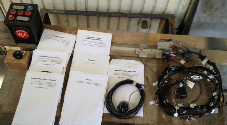 Installation d’un faisceau électrique 2CV
