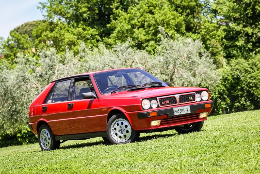 lancia-delta-hf-turbo