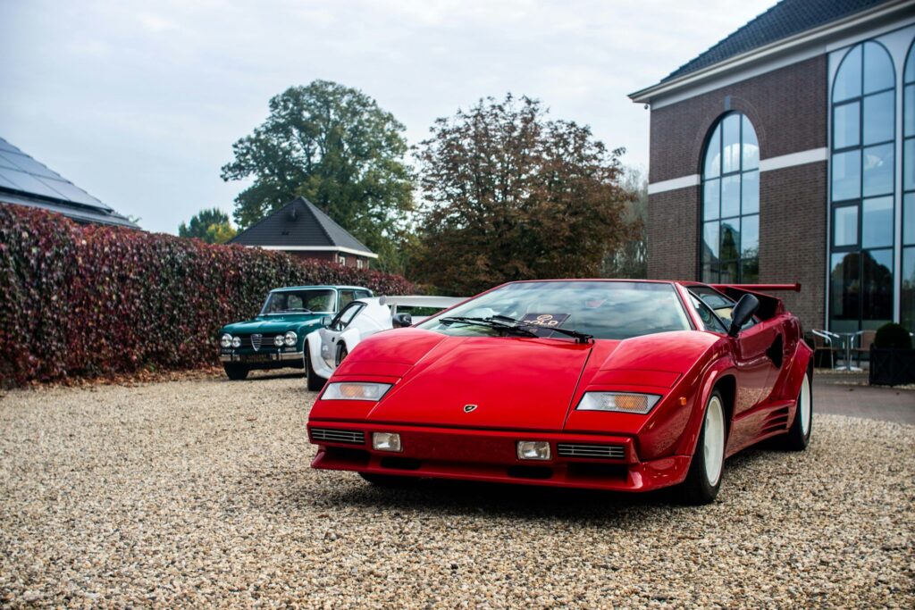 lamborghini-countach
