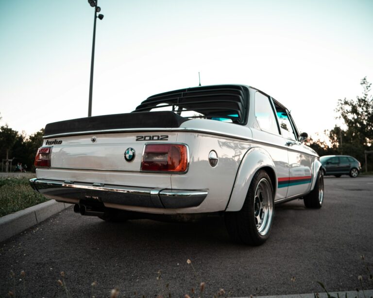 bmw-2002