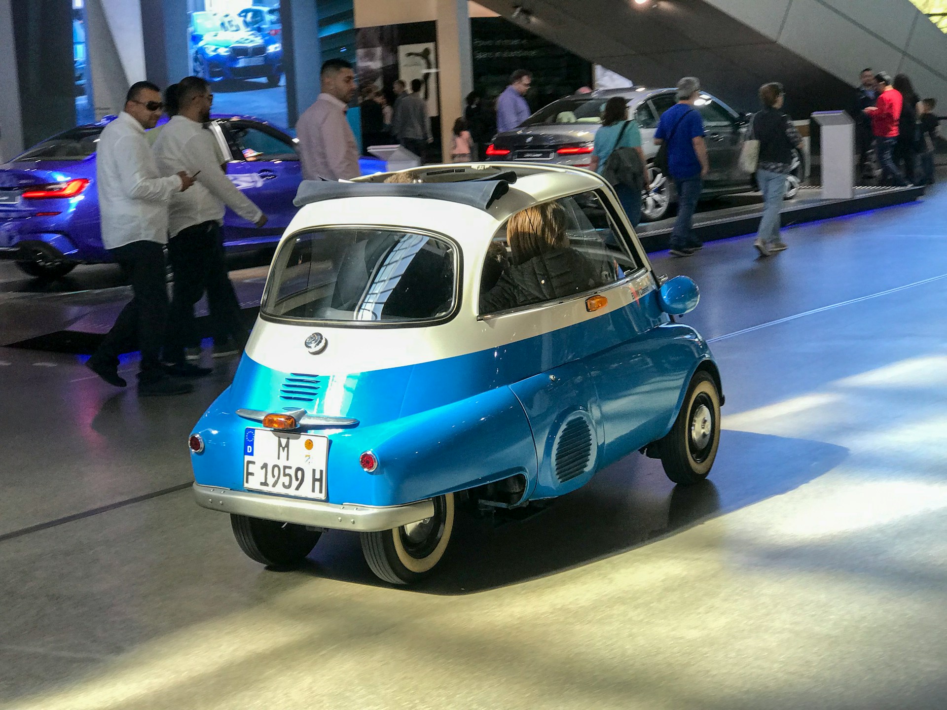 automobile isetta