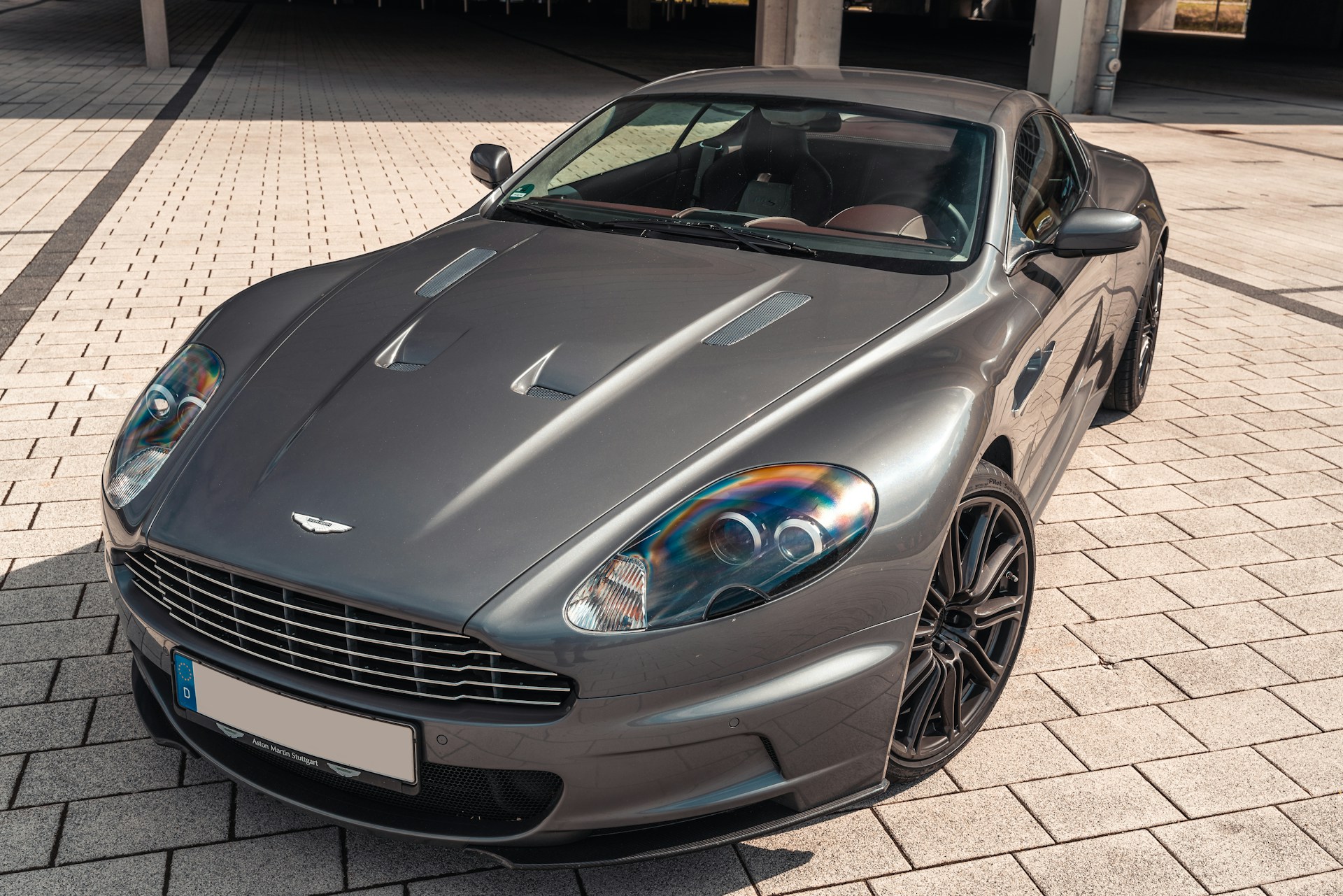 aston martin dbs cars