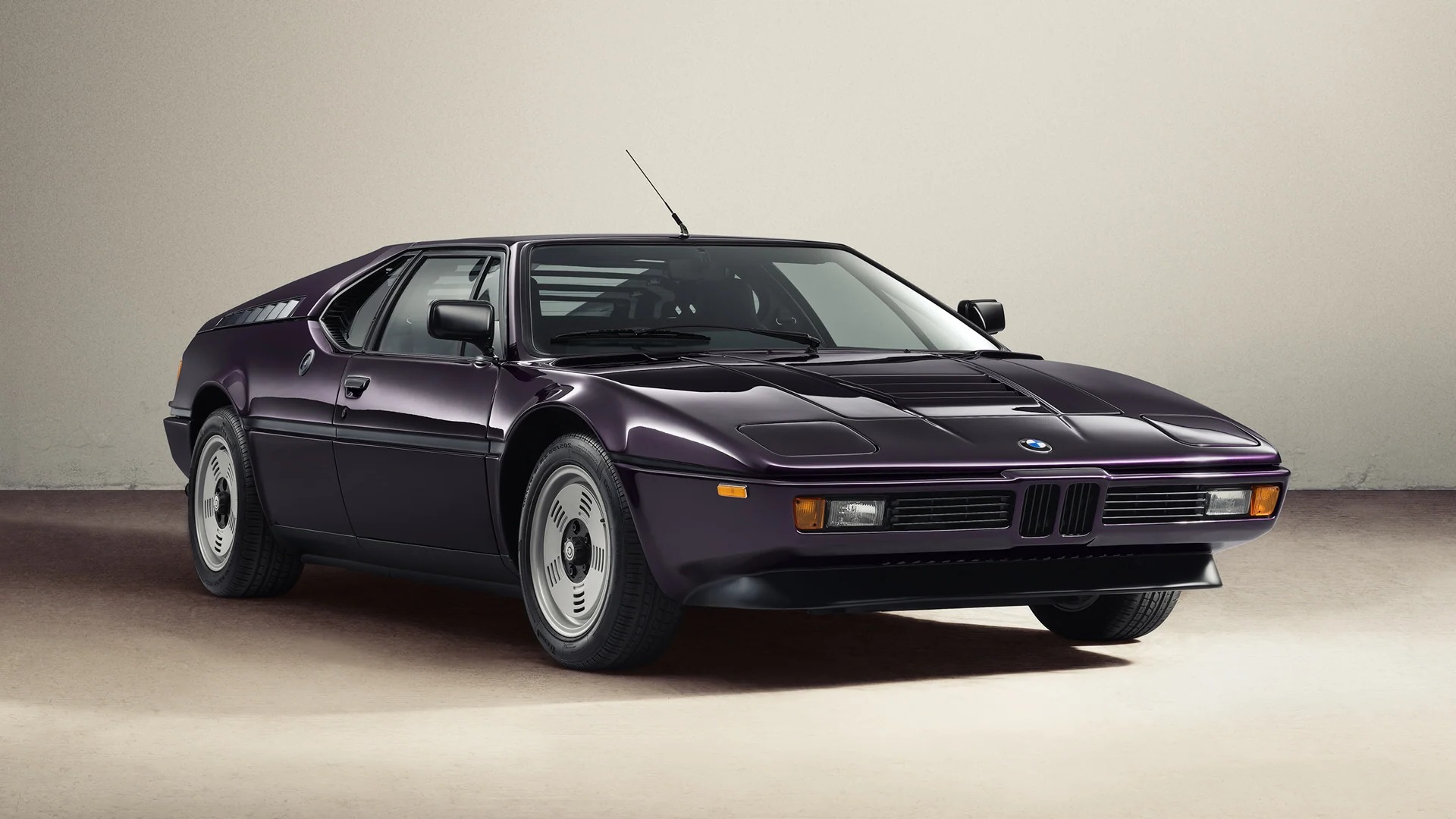 BMW M1 Combien de chevaux